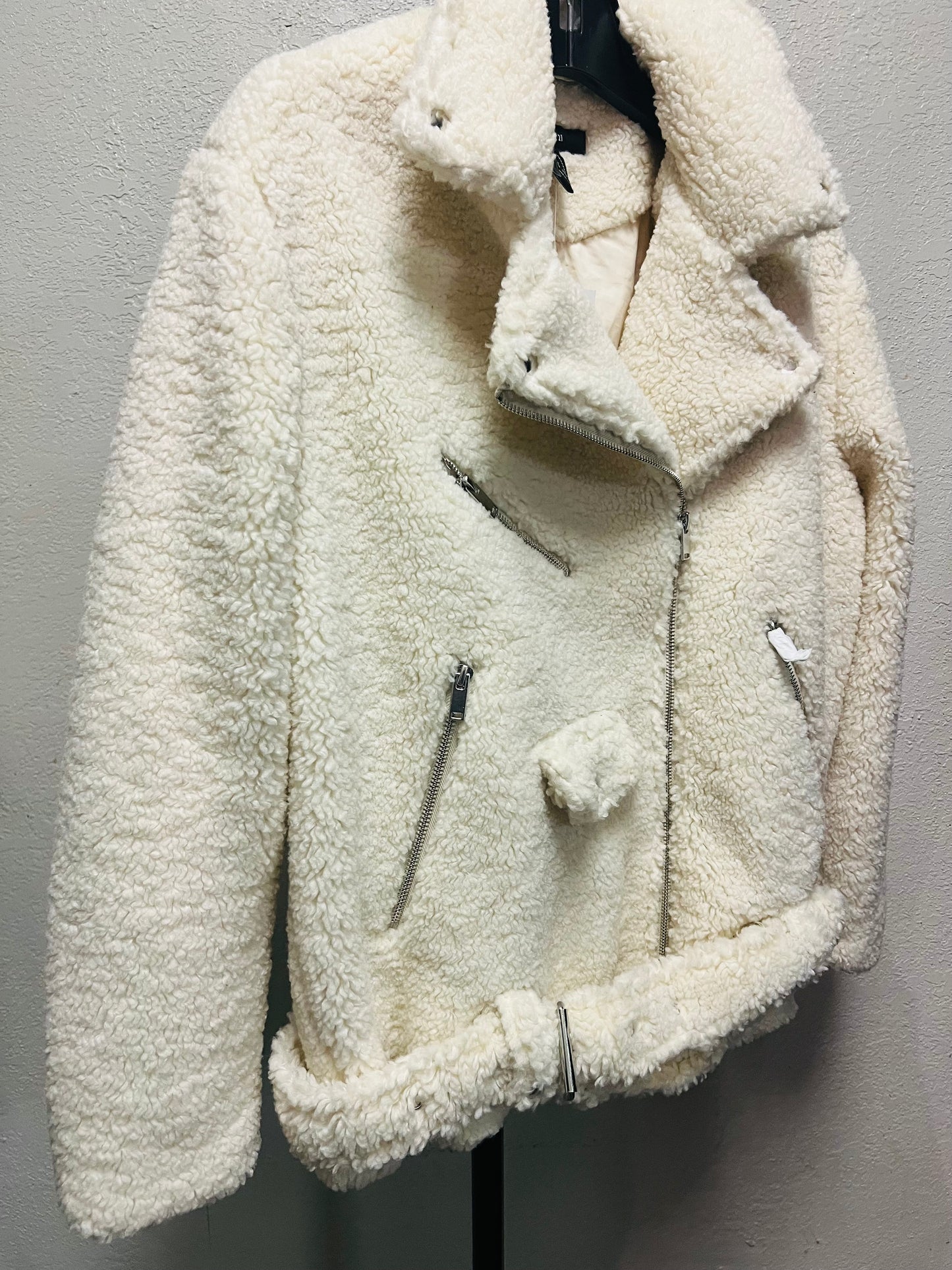 “Cordova” Women’s Fur Jacket
